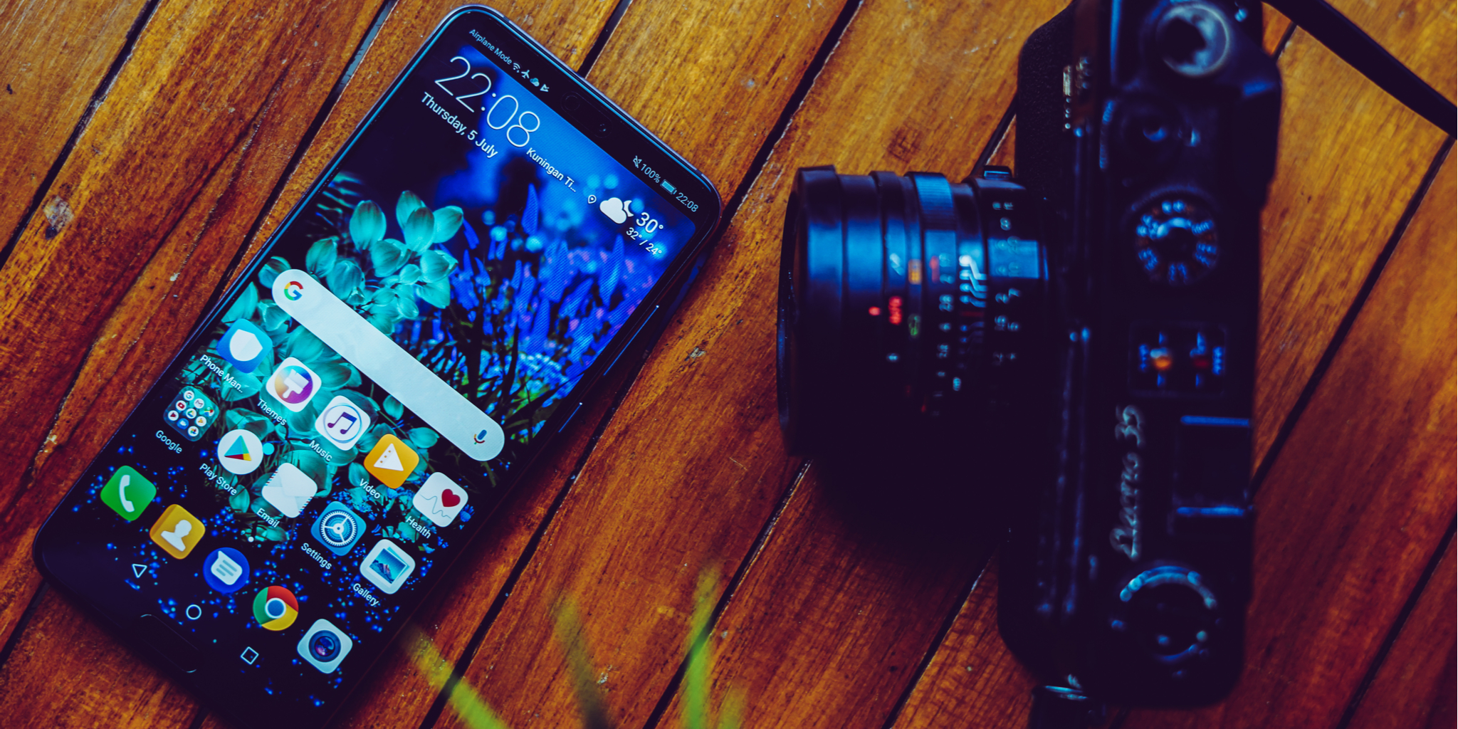 Google Pixel 3 vs Huawei P20 Pro: Telefon pintar berorientasikan kamera mana yang sesuai untuk anda?