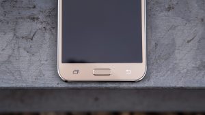 Samsung Galaxy J5 предна долна половина