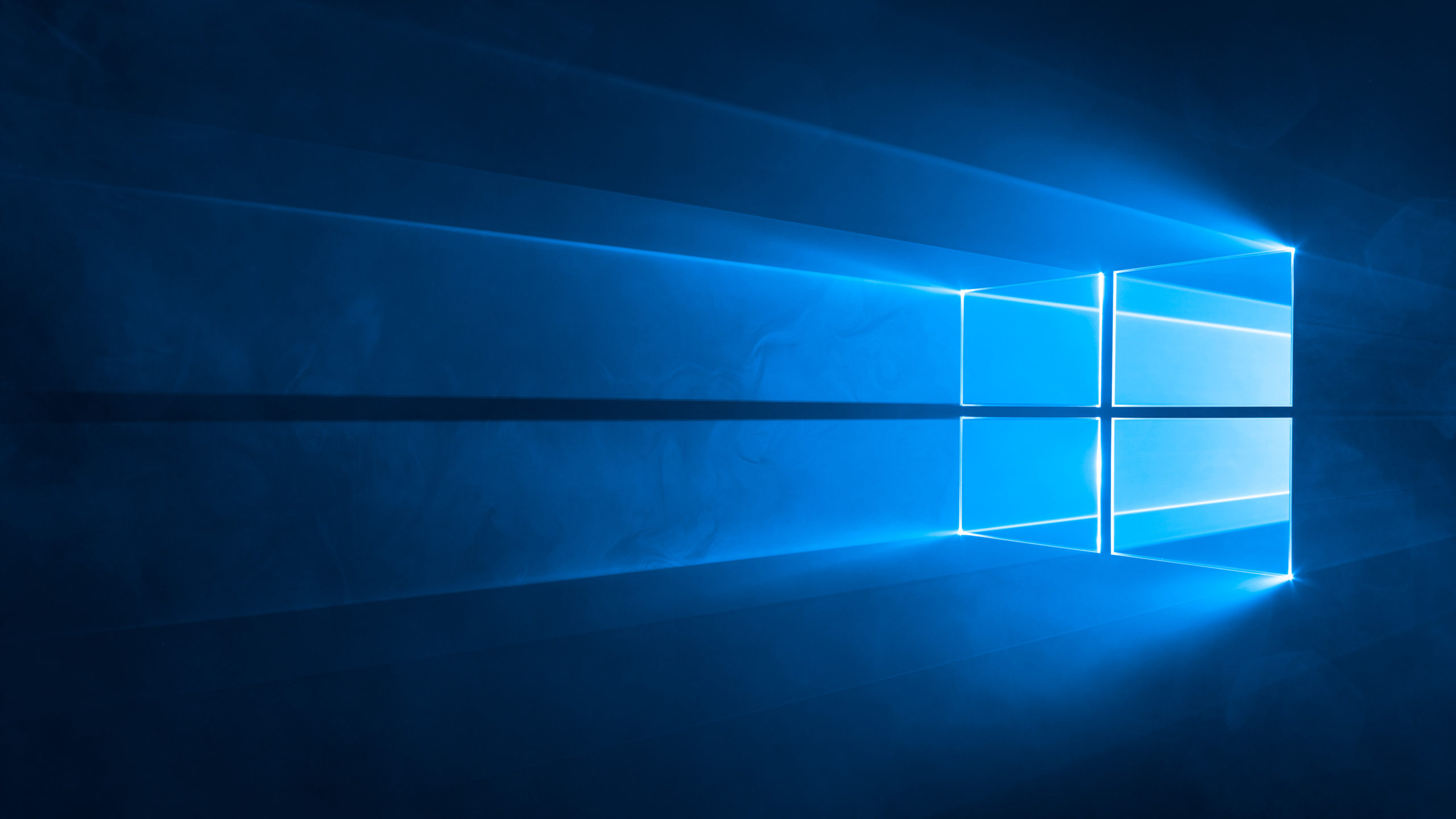 Cara Menukar Kertas Dinding Windows 10 Anda