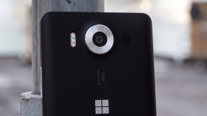 Microsoft Lumia 950 преглед: Обектив на камерата