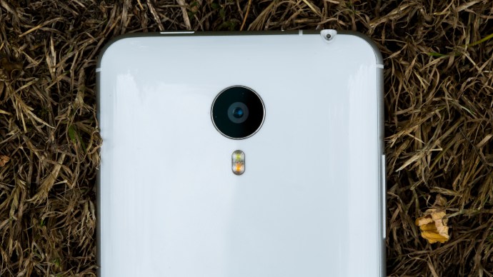 Ulasan Meizu MX4 Edisi Ubuntu: Kamera menghadap belakang adalah unit Sony 20,7 megapiksel