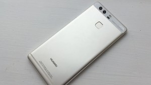 Huawei P9 отзад