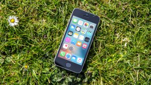 Преглед на Apple iPhone SE: Най -добрият живот на батерията на всеки iPhone