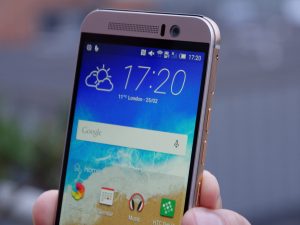 Ulasan HTC One M9: Pandangan dari depan
