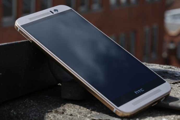 Ulasan HTC One M9