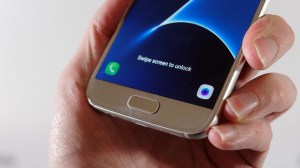 Преглед на Samsung Galaxy S7: Предна, долна половина
